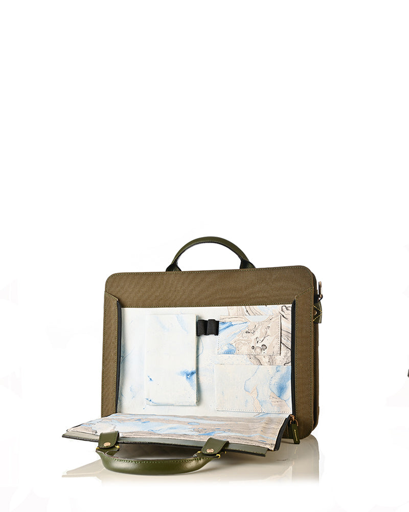 ECRU CRISS CROSS LAPTOP 13"