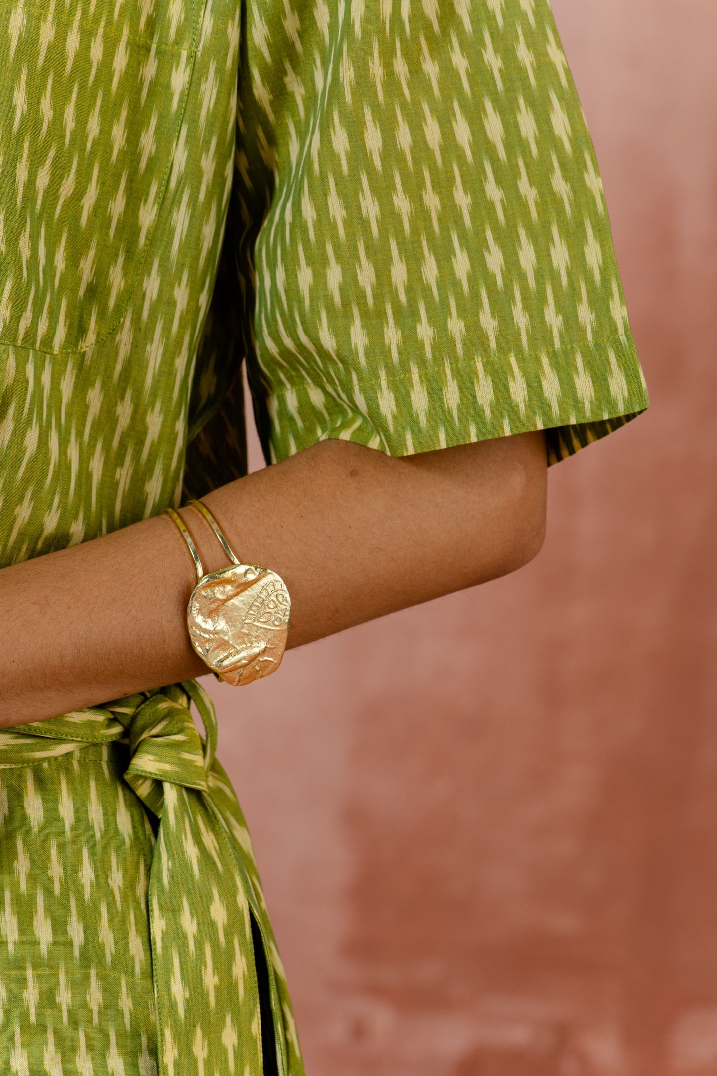 FOSSIL BRACELET