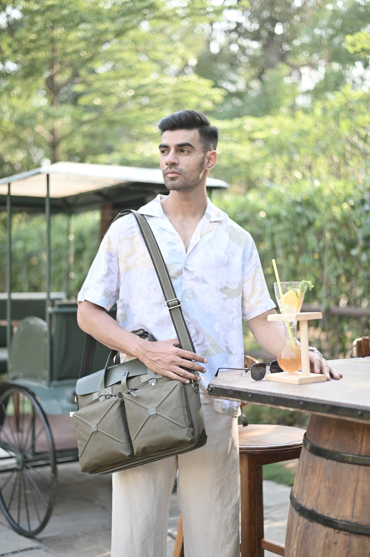 FOREST CRISS CROSS LAPTOP BAG 15