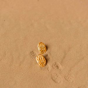 FOSSIL STUD 4