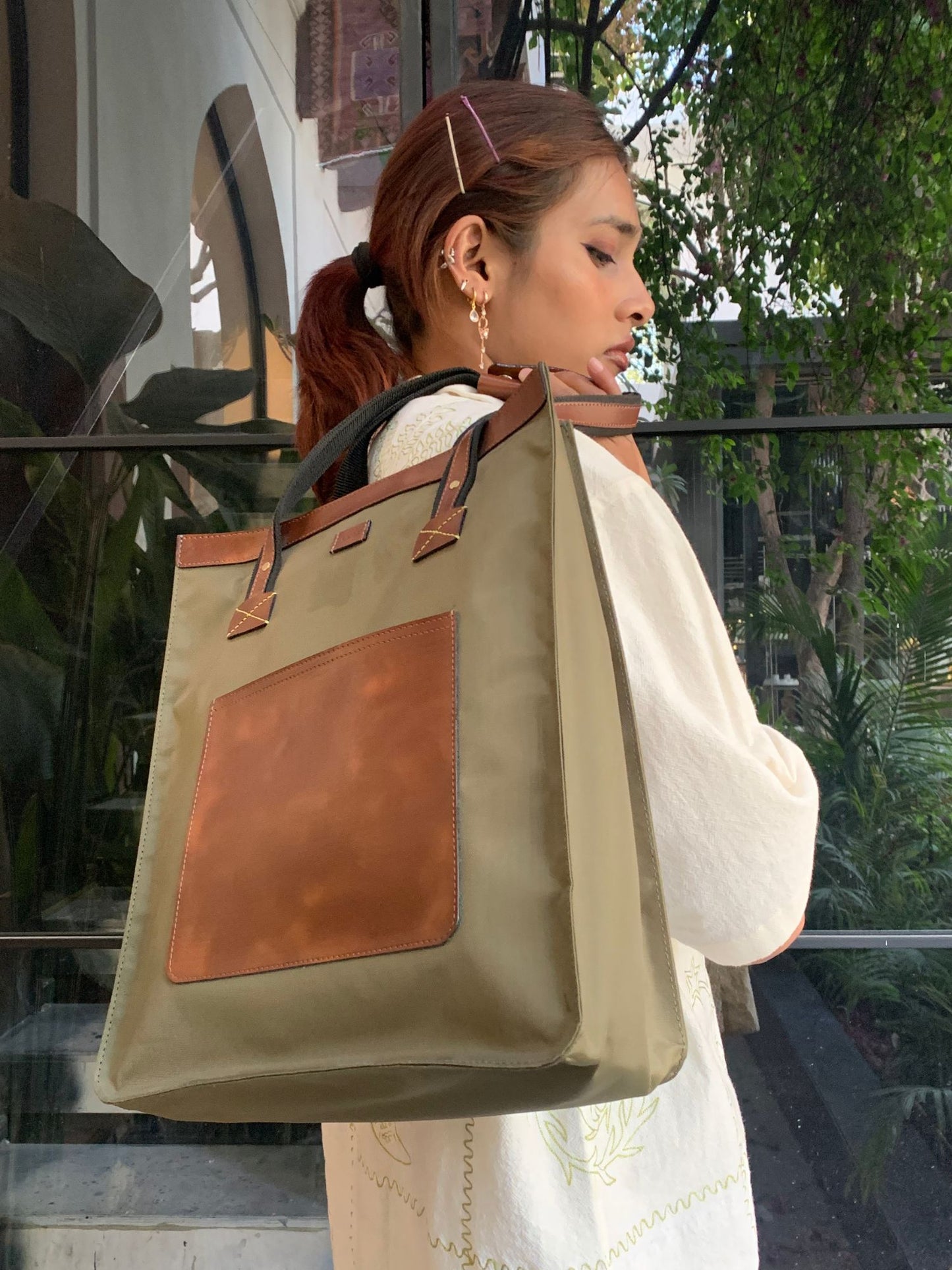 SHOPPER'S TOTE