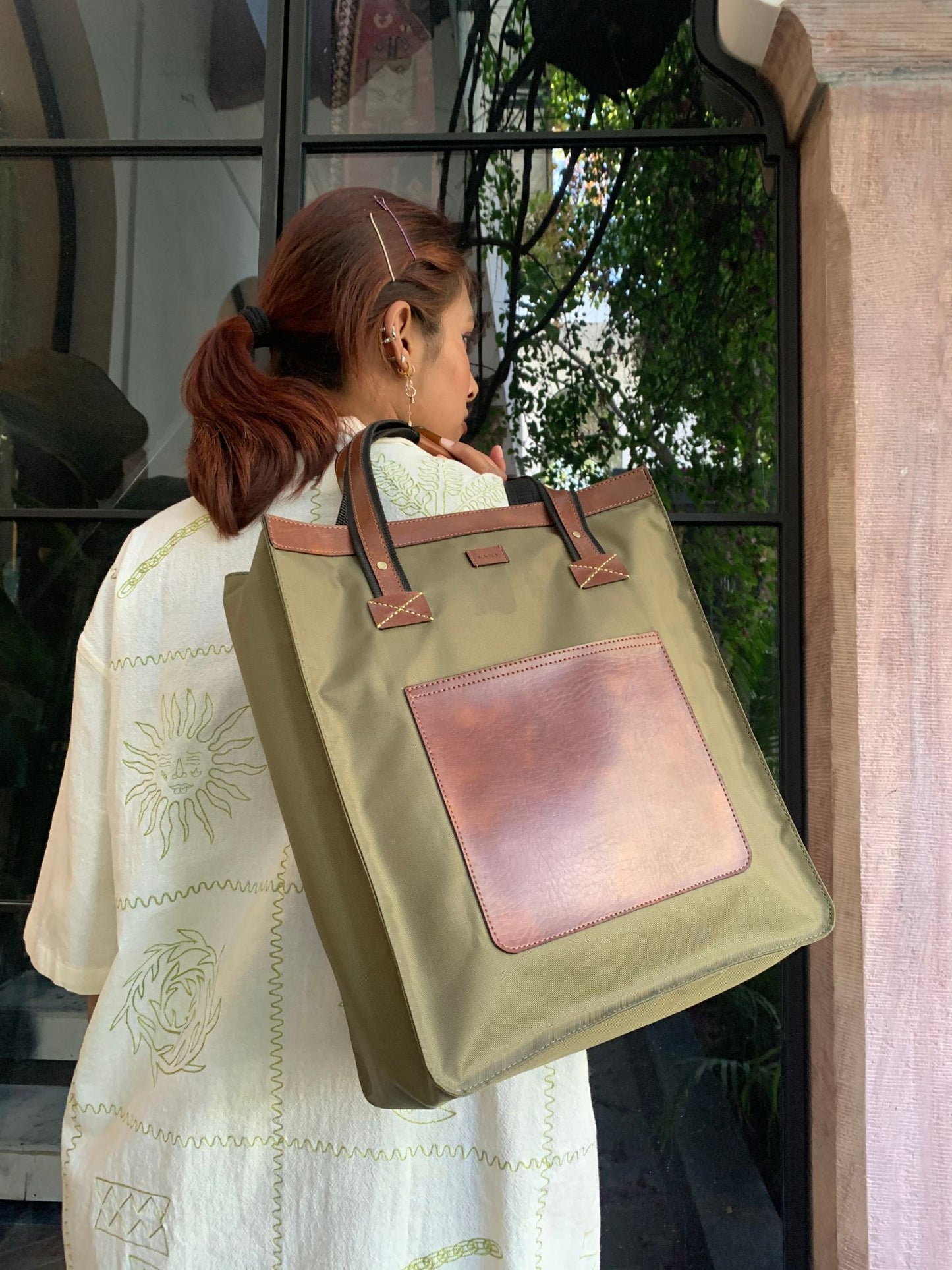 SHOPPER'S TOTE