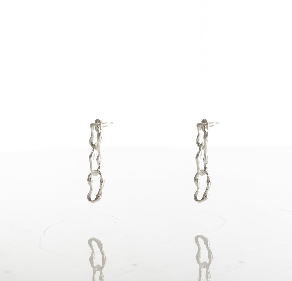 DAWN TRIPLE LINK EARRINGS