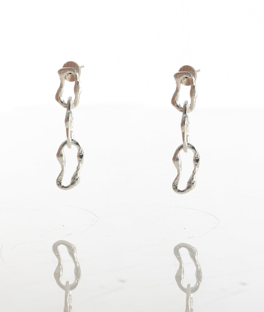 DAWN TRIPLE LINK EARRINGS