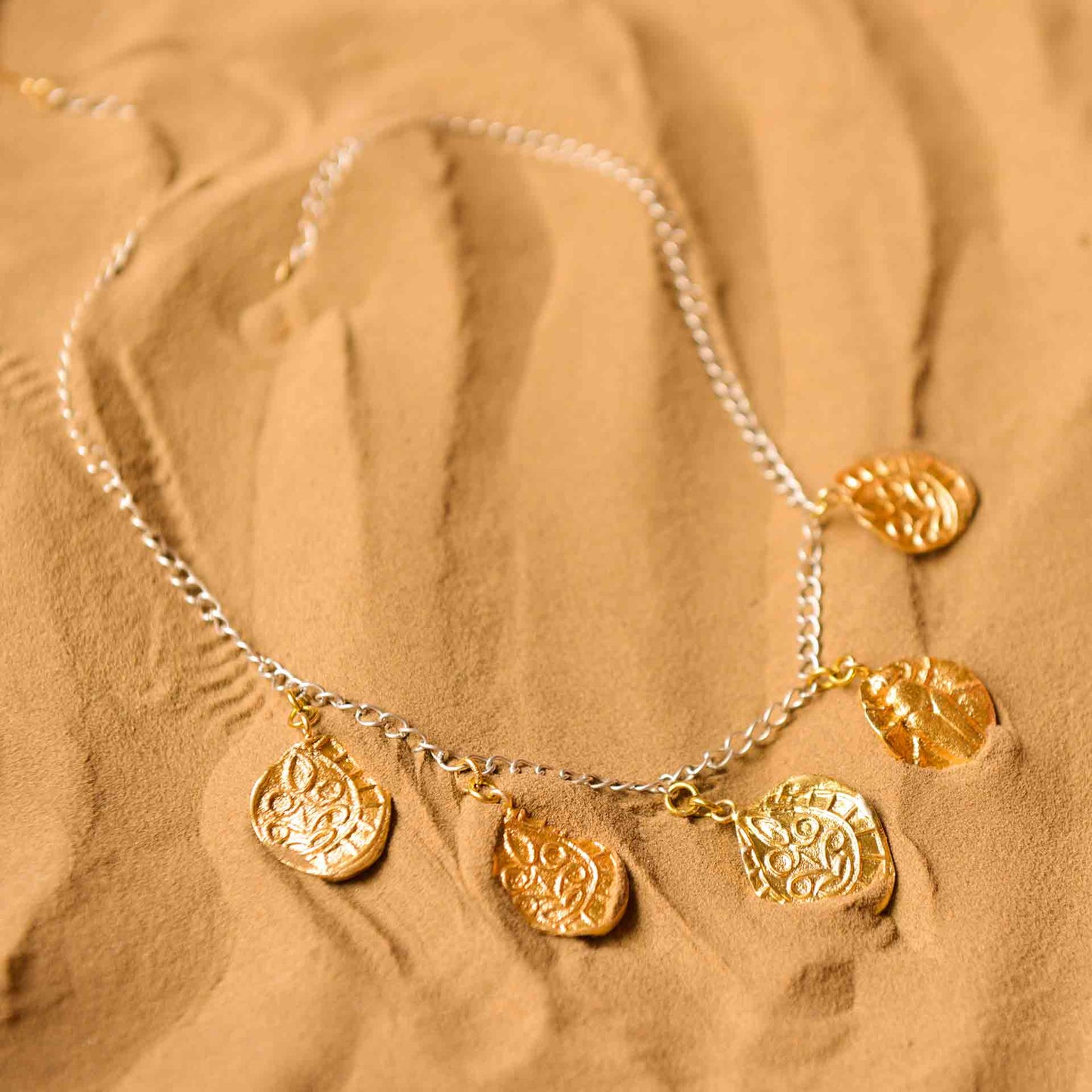 FOSSIL CHARM 2