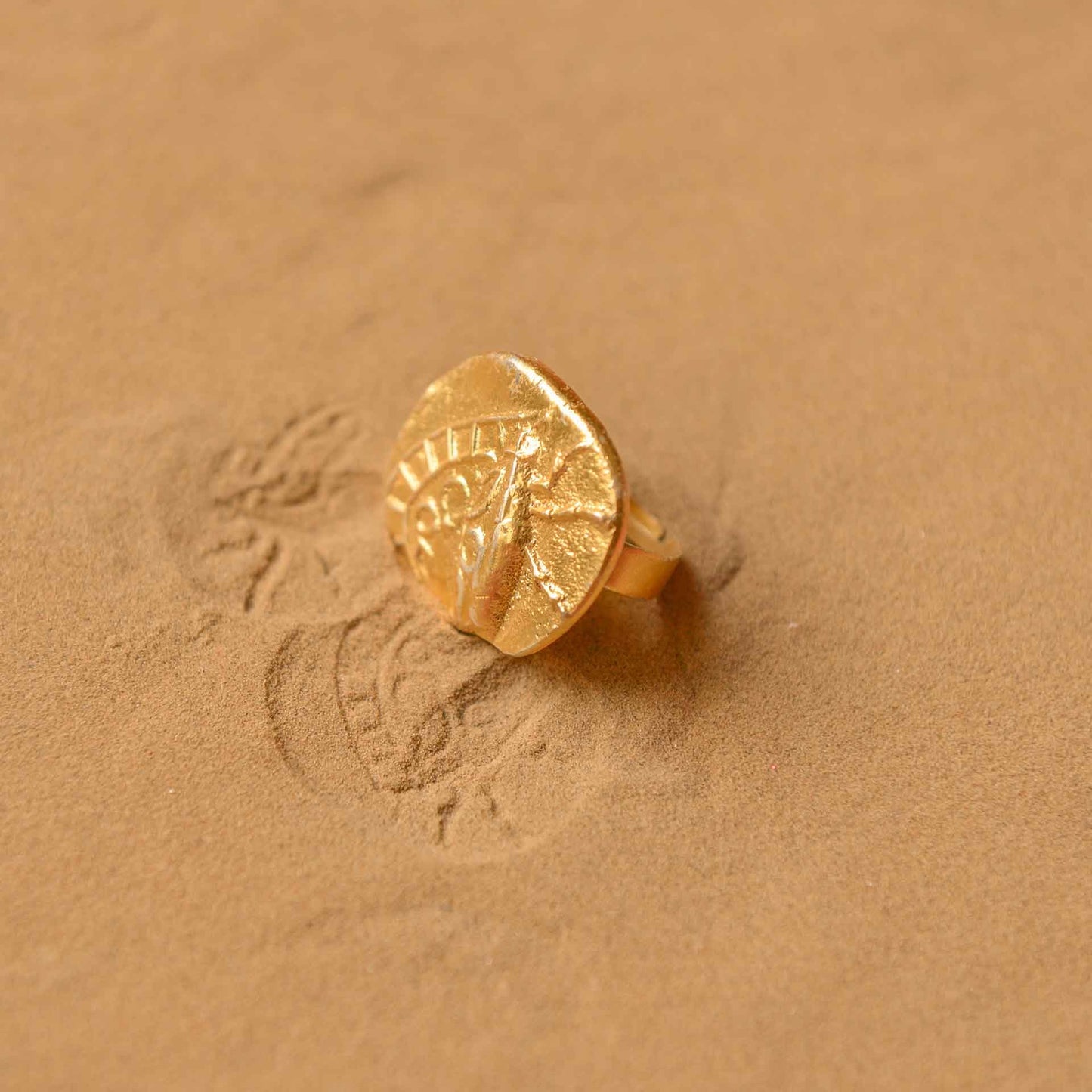 FOSSIL RING 1